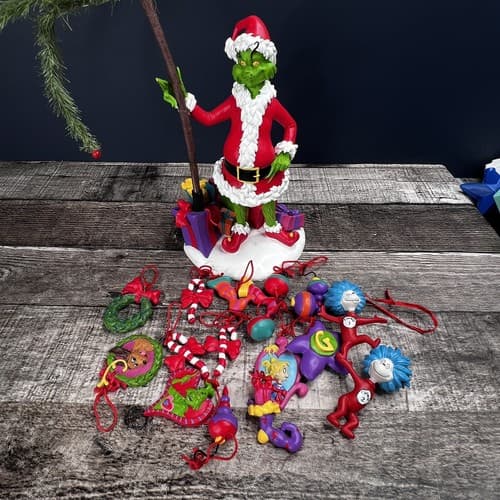 2001 DEPTARTMENT 56 Grinch Advent Tree COUNTDOWN TO CHRISTMAS *NOT COMPLETE* - Thumbnail 2