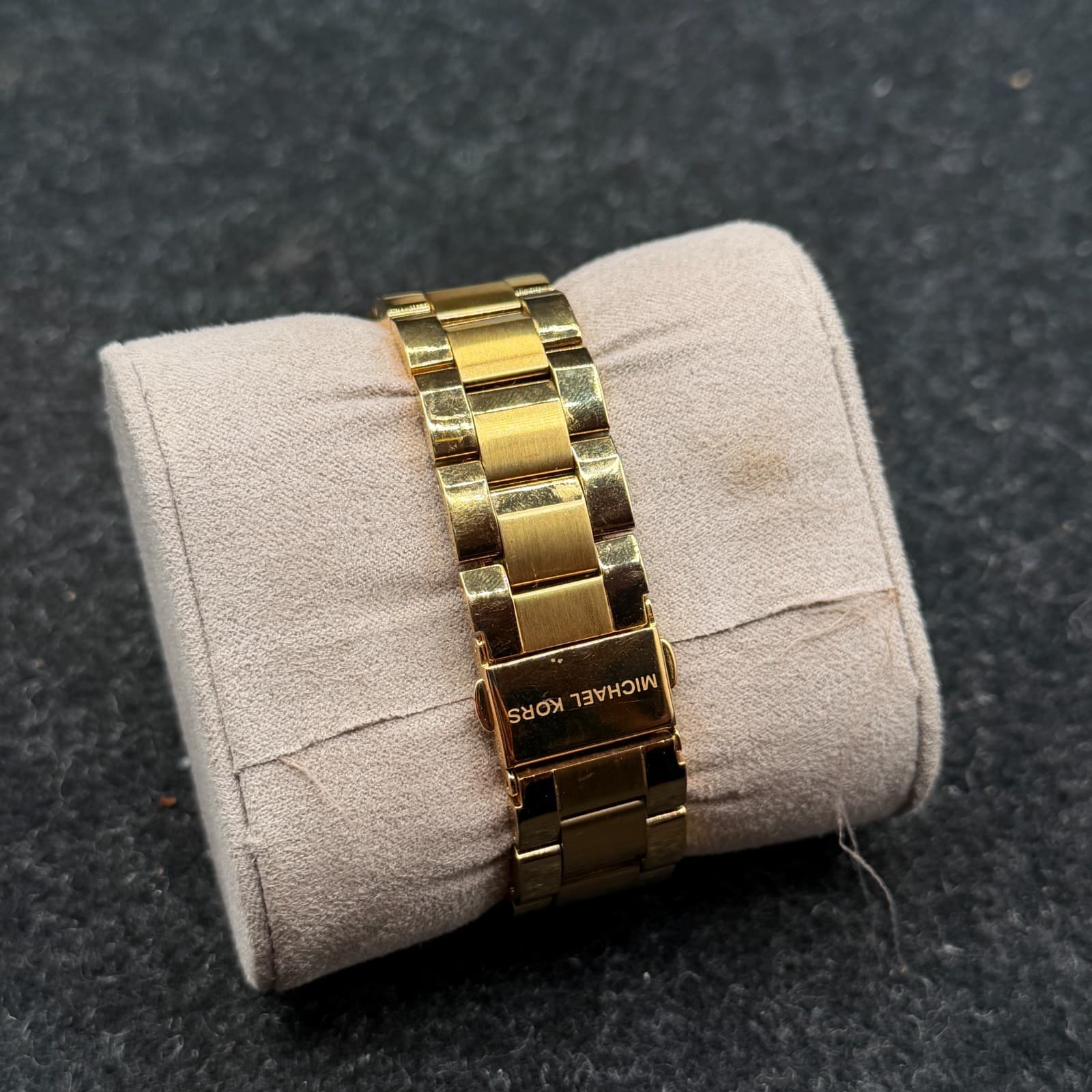 Michael Kors Women's QVail Chronograph Dial Gold Toned 38mm Watch MK-6446 - Thumbnail 5