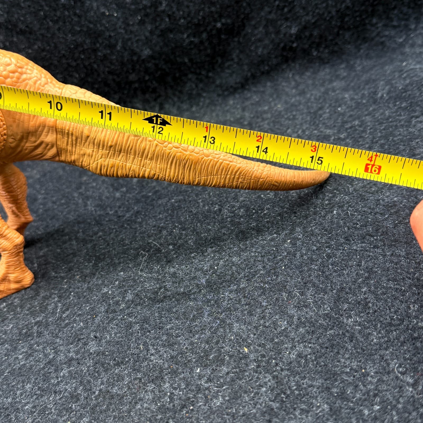 Hasbro Jurassic World T-Rex Action Figure 16" Biting Chomping Button #19161 - Thumbnail 3