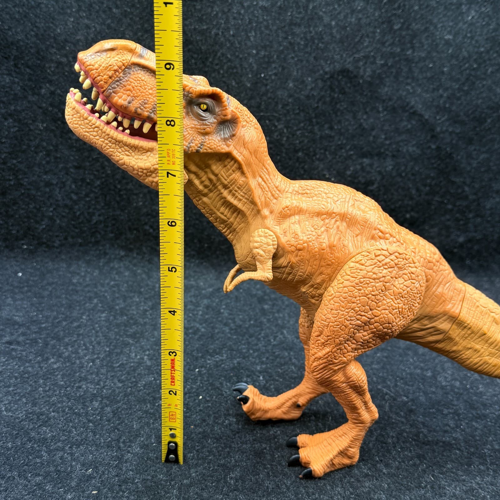 Hasbro Jurassic World T-Rex Action Figure 16" Biting Chomping Button #19161 - Thumbnail 2