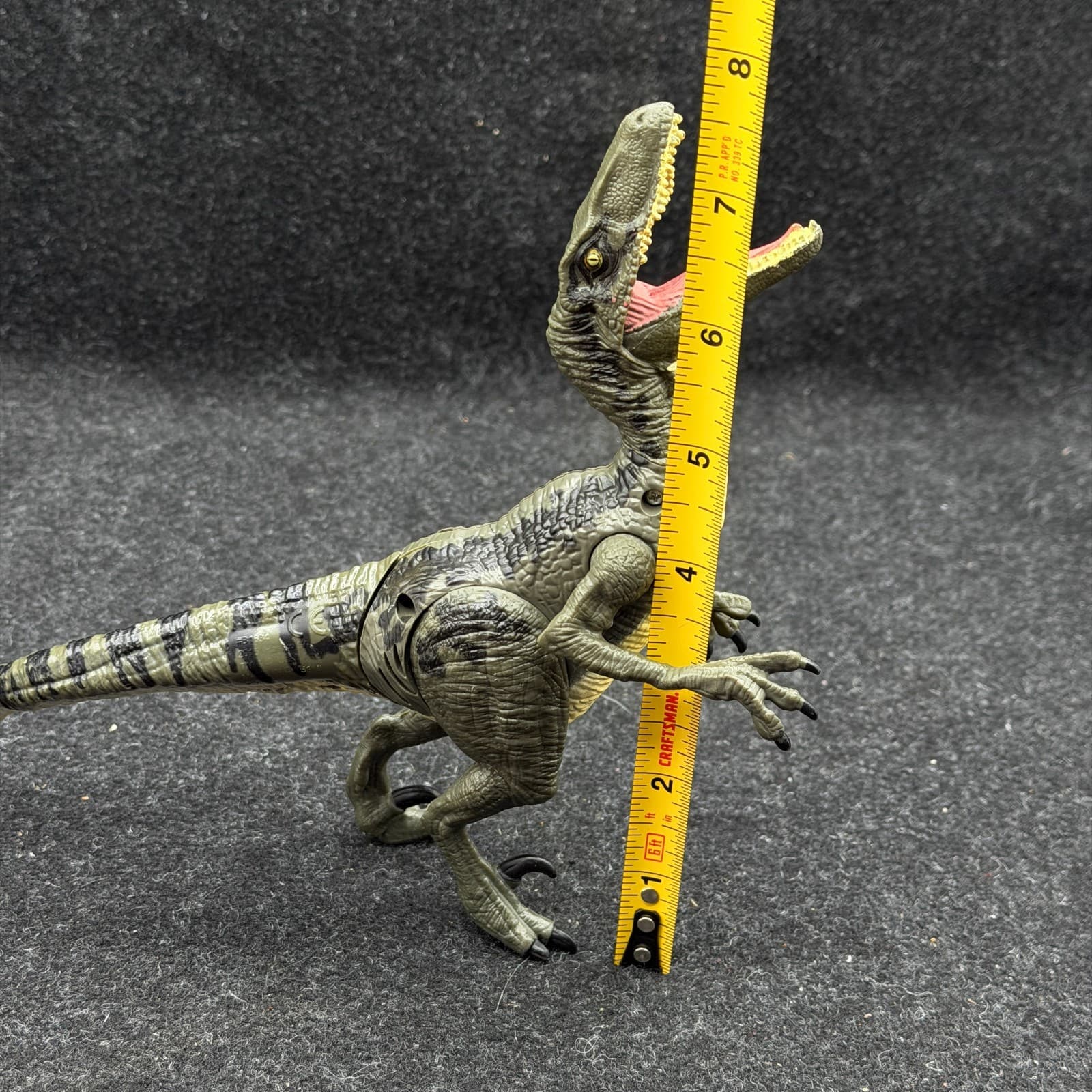 2015 Blue Alpha Electronic Velociraptor 7" Action Figure Jurassic World Park 4 - Thumbnail 8