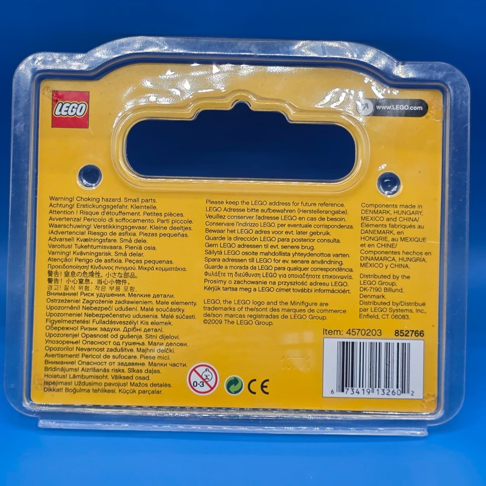 LEGO Mini-Figure 3-Pack Set 852766 Item - Thumbnail 3