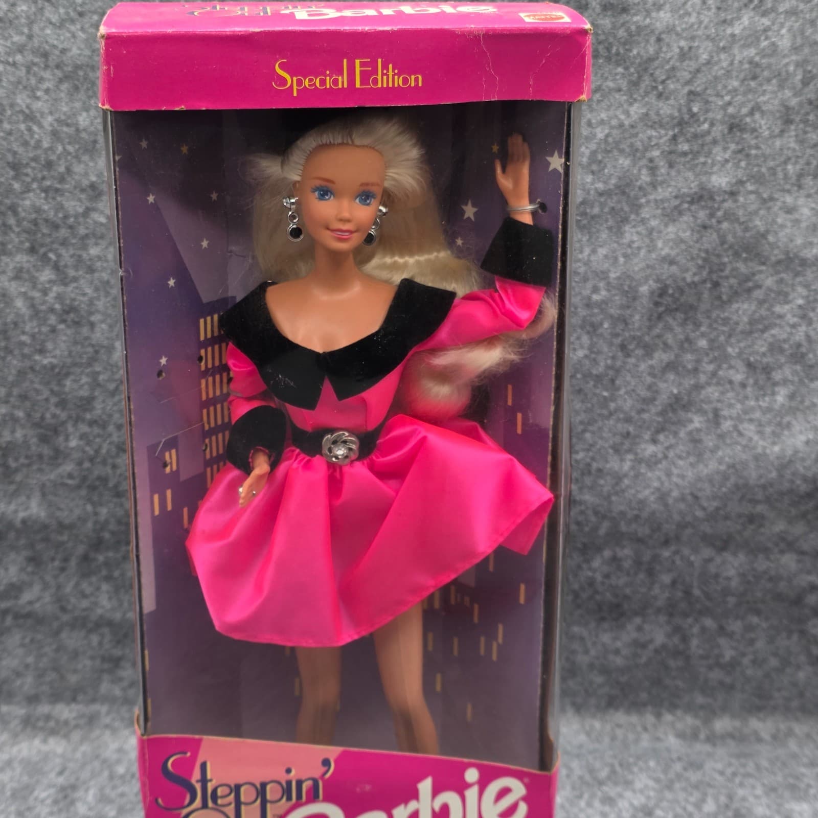 Steppin' Out Barbie Doll 14110 NIB Mattel 1995 New In Box Pink Dress - Thumbnail 3