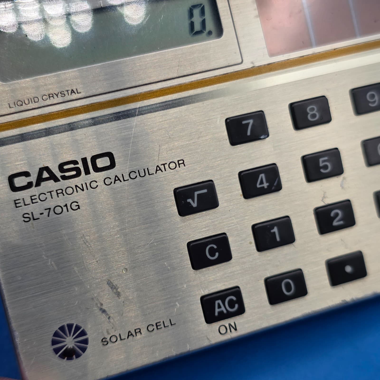 Casio SL-701G Electronic Calculator Slim Series Vintage Japan - Thumbnail 3