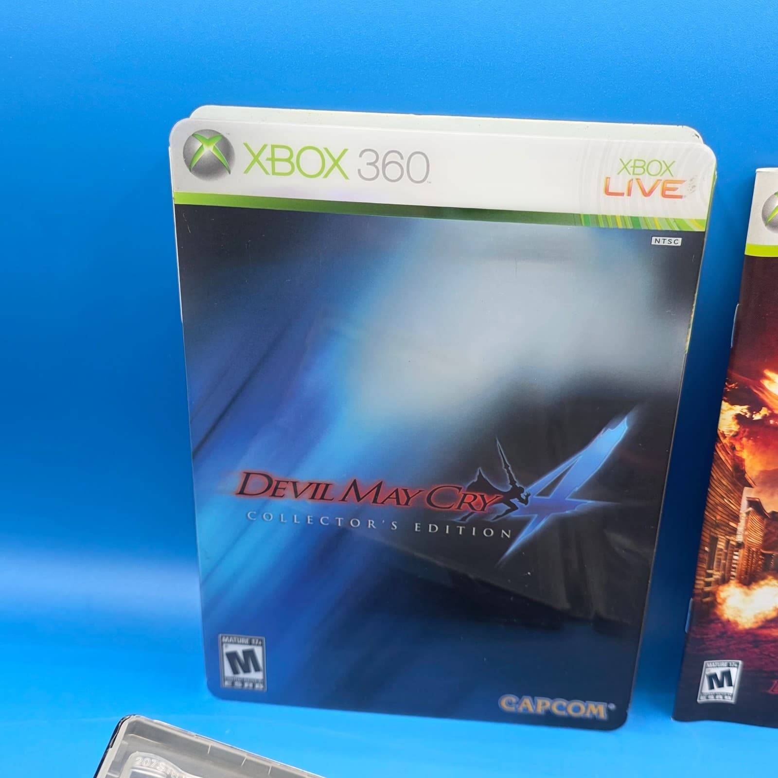 Devil May Cry 4 Collectors Edition Steelbook Xbox 360 Complete CIB w/ Slip Cover - Thumbnail 5