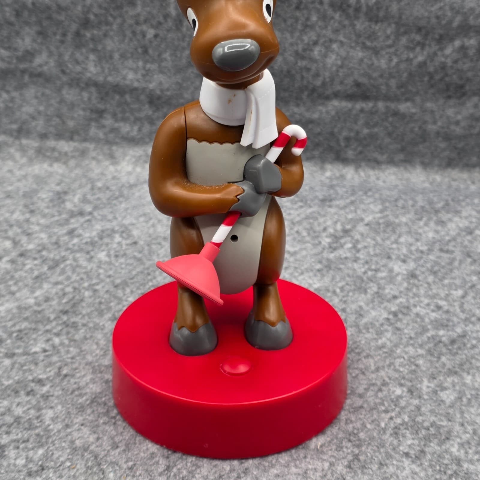 Hallmark Northpole Deer John Motion Activated Singing Talking Christmas Reindeer - Thumbnail 3