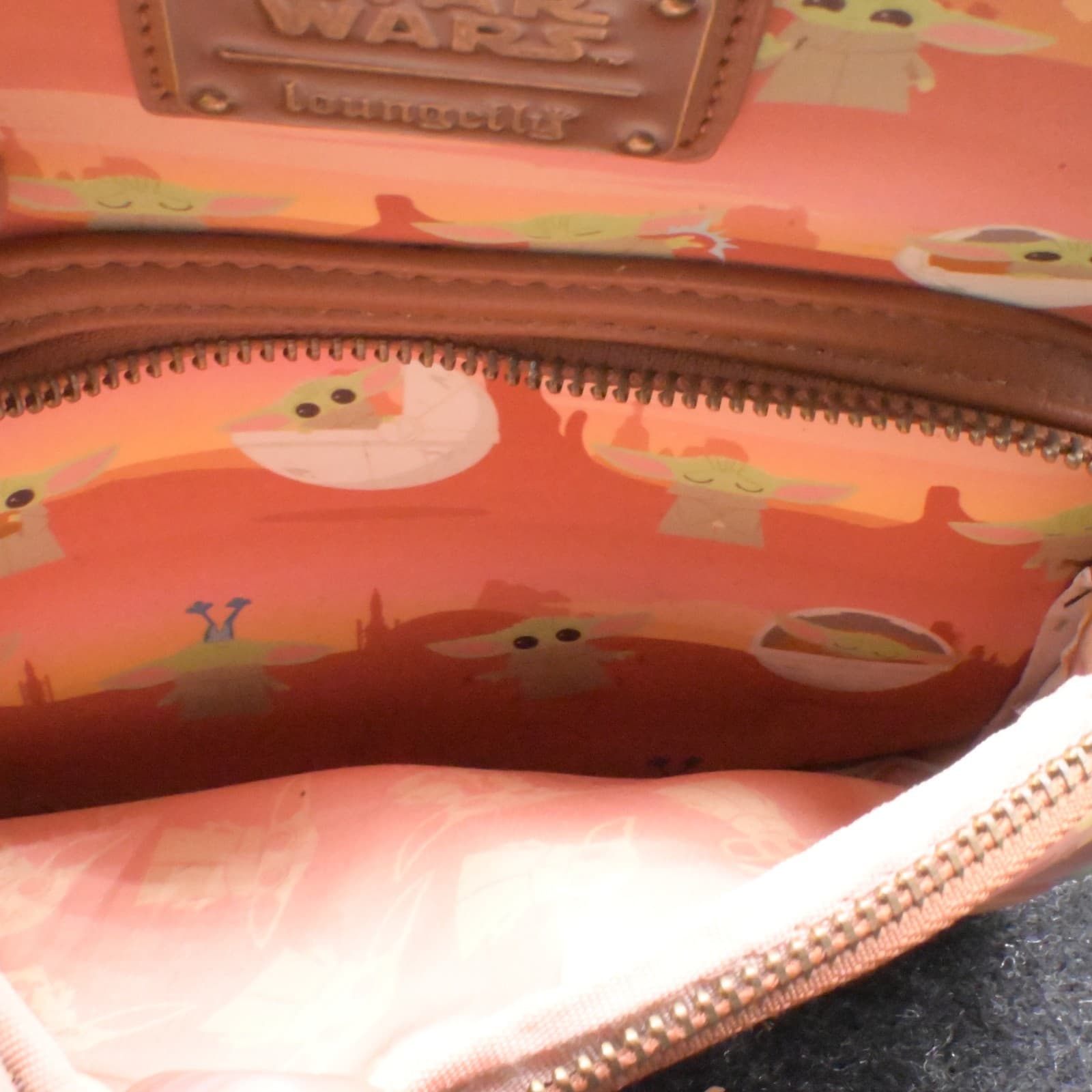 Star Wars Loungefly Grogu Backpack - Thumbnail 5