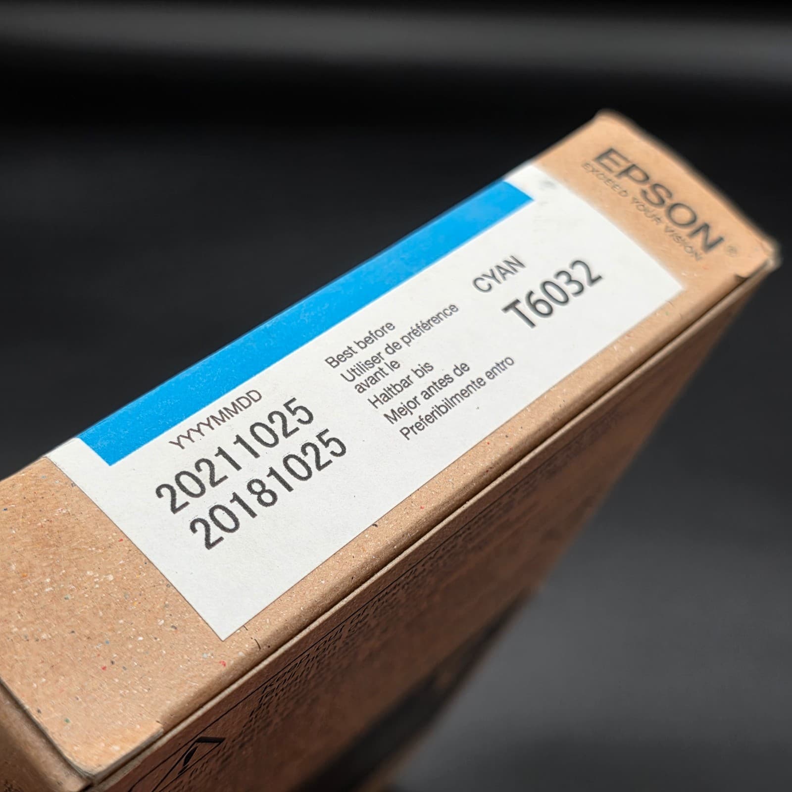 10/2018 NIB GENUINE EPSON T6032 220ML CYAN INK STYLUS PRO 7800 7880 9800 9880 - Thumbnail 3