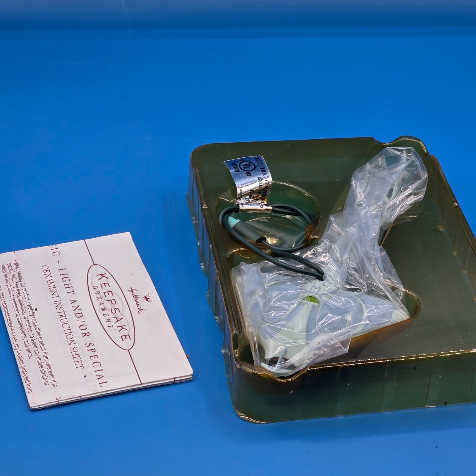 Hallmark 2000 STAR WARS Ornament GUNGAN SUBMARINE TRANSPORT SHIP ~Light Feature - Thumbnail 4