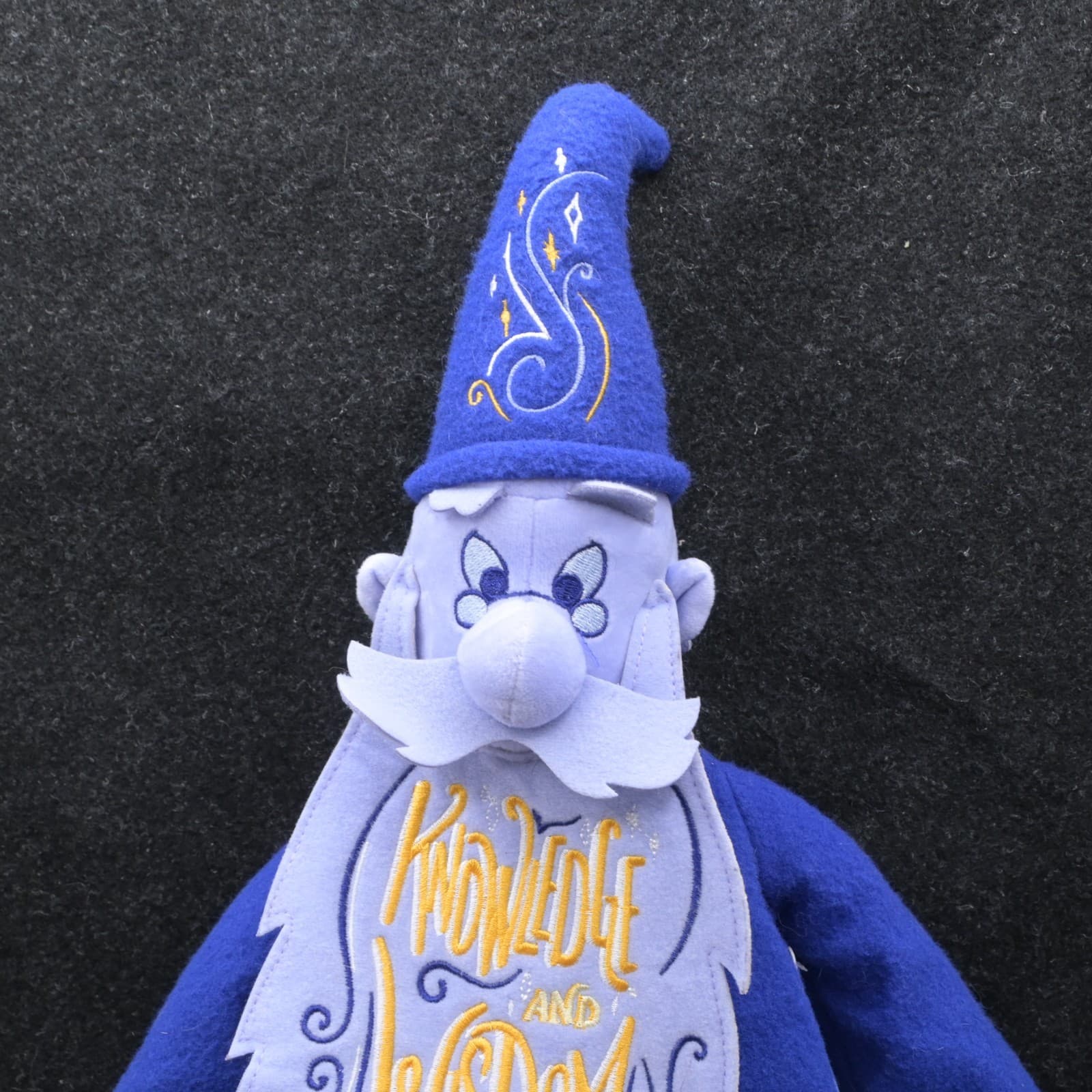 Disney Wisdom Merlin Plush Doll Sword In Stone Limited Release NEW WITH TAGS!! - Thumbnail 6