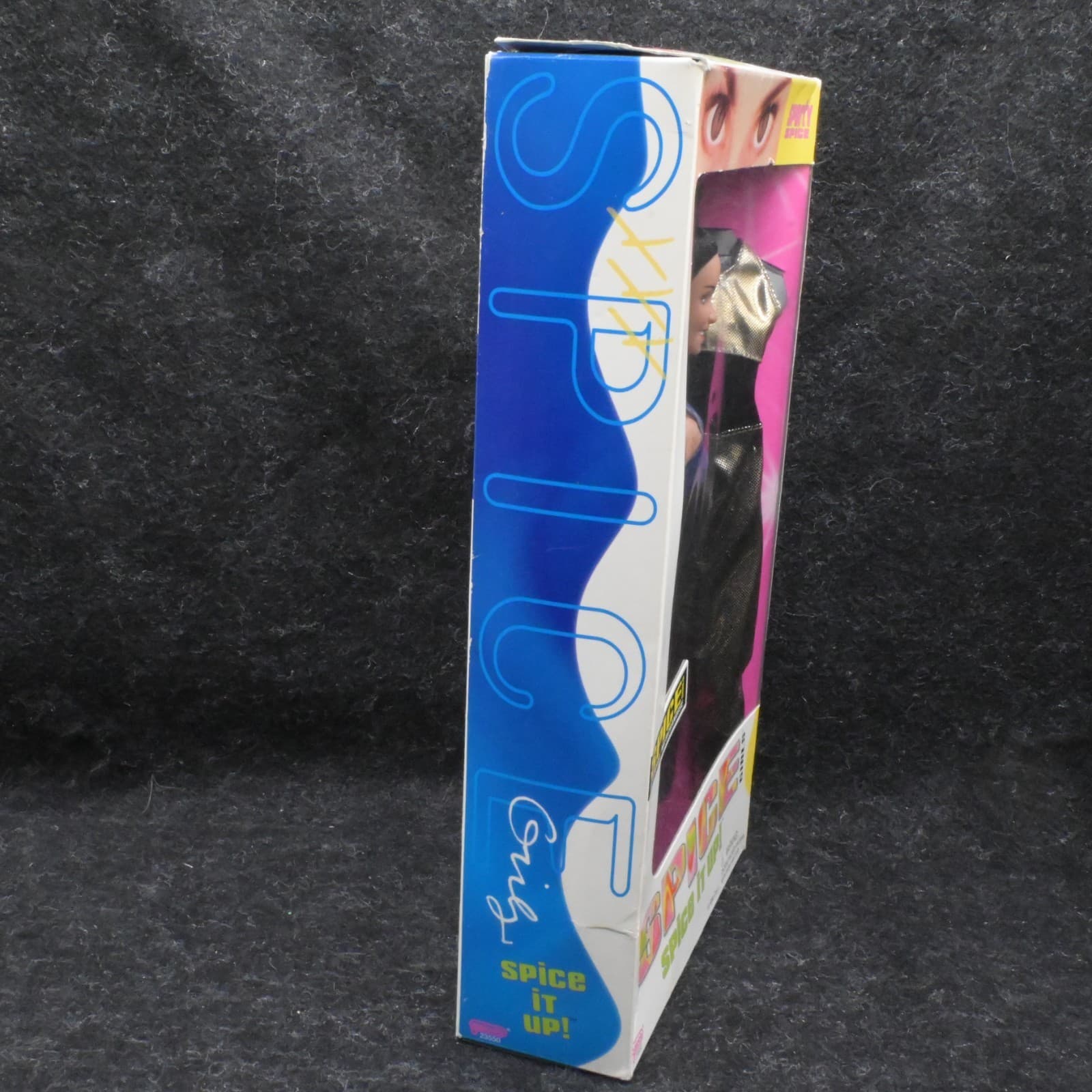 New Sealed Vtg 1998 Galoob Toys Spice Girls Spice It Up Doll SPORTY Spice NIB - Thumbnail 7
