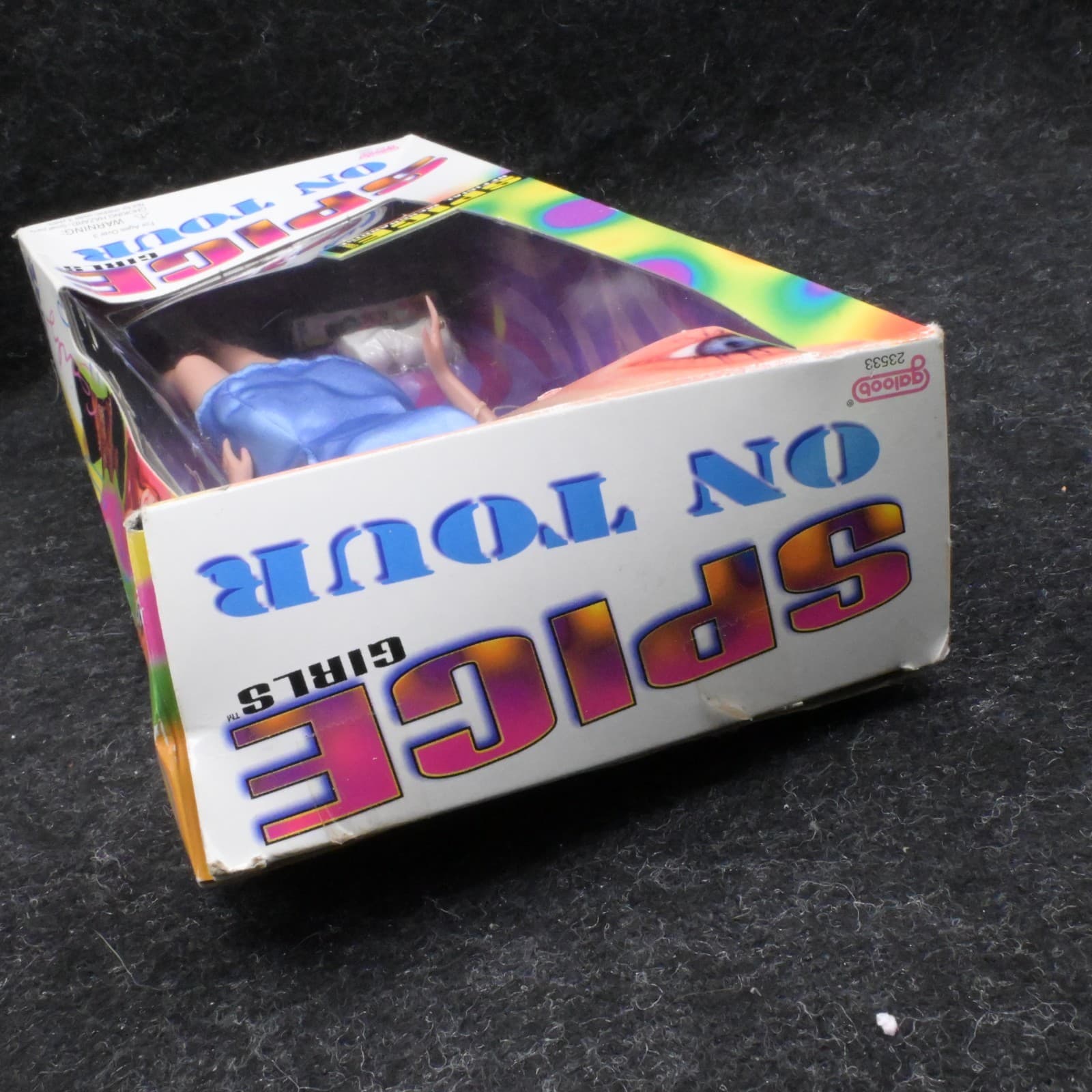 BABY SPICE DOLL ( EMMA )- SPICE GIRLS ON TOUR 1998 MADE BY GALOOB/ SEALED - Thumbnail 9