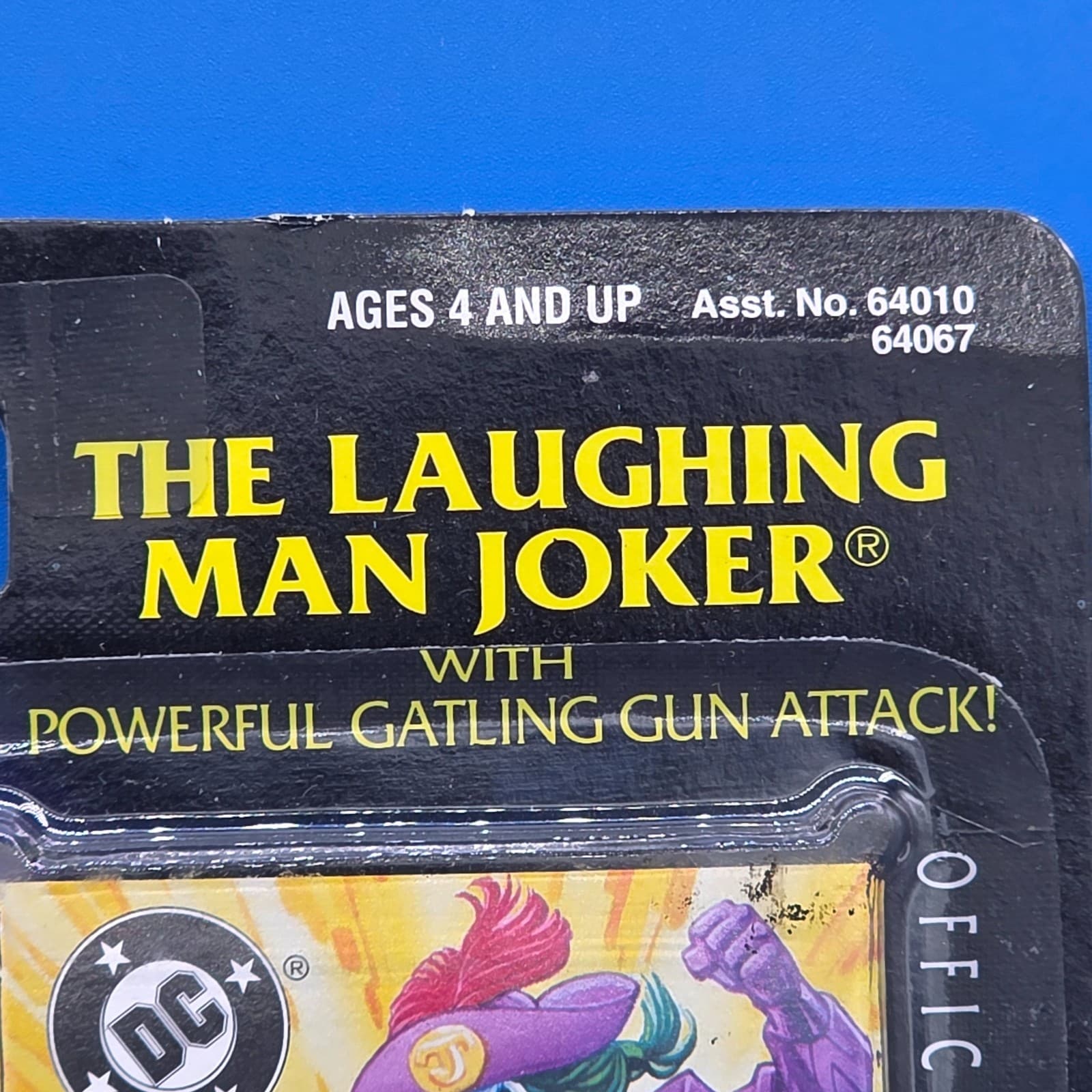 Vintage 1995 Legends of Batman The Joker Laughing Man Pirate Action Figure New - Thumbnail 4