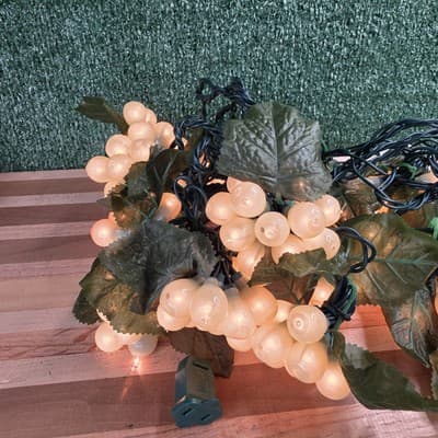 Lot of 2 White Grape Cluster Patio String Lights Of 10 Clusters With Leaves - Thumbnail 2