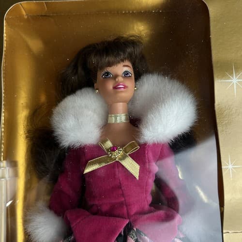 Vintage 1996 Mattel Winter Rhapsody Barbie Doll AVON Exclusive 16873 - Thumbnail 8