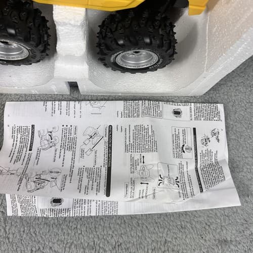 Vintage Nikko Hummer H2 Swing Back Radio Remote Controlled Car Yellow 180052BC - Thumbnail 3
