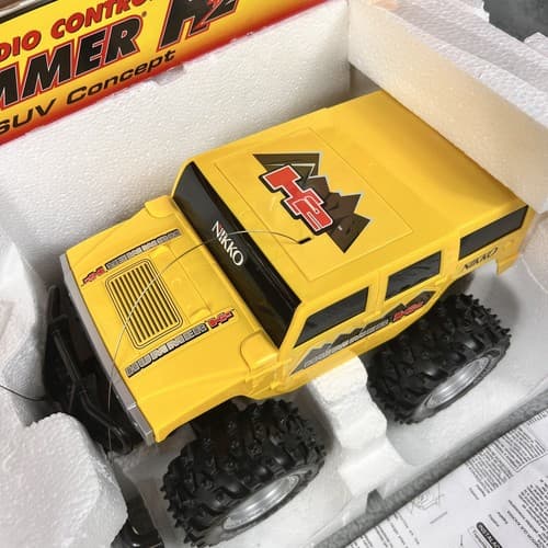 Vintage Nikko Hummer H2 Swing Back Radio Remote Controlled Car Yellow 180052BC - Thumbnail 2