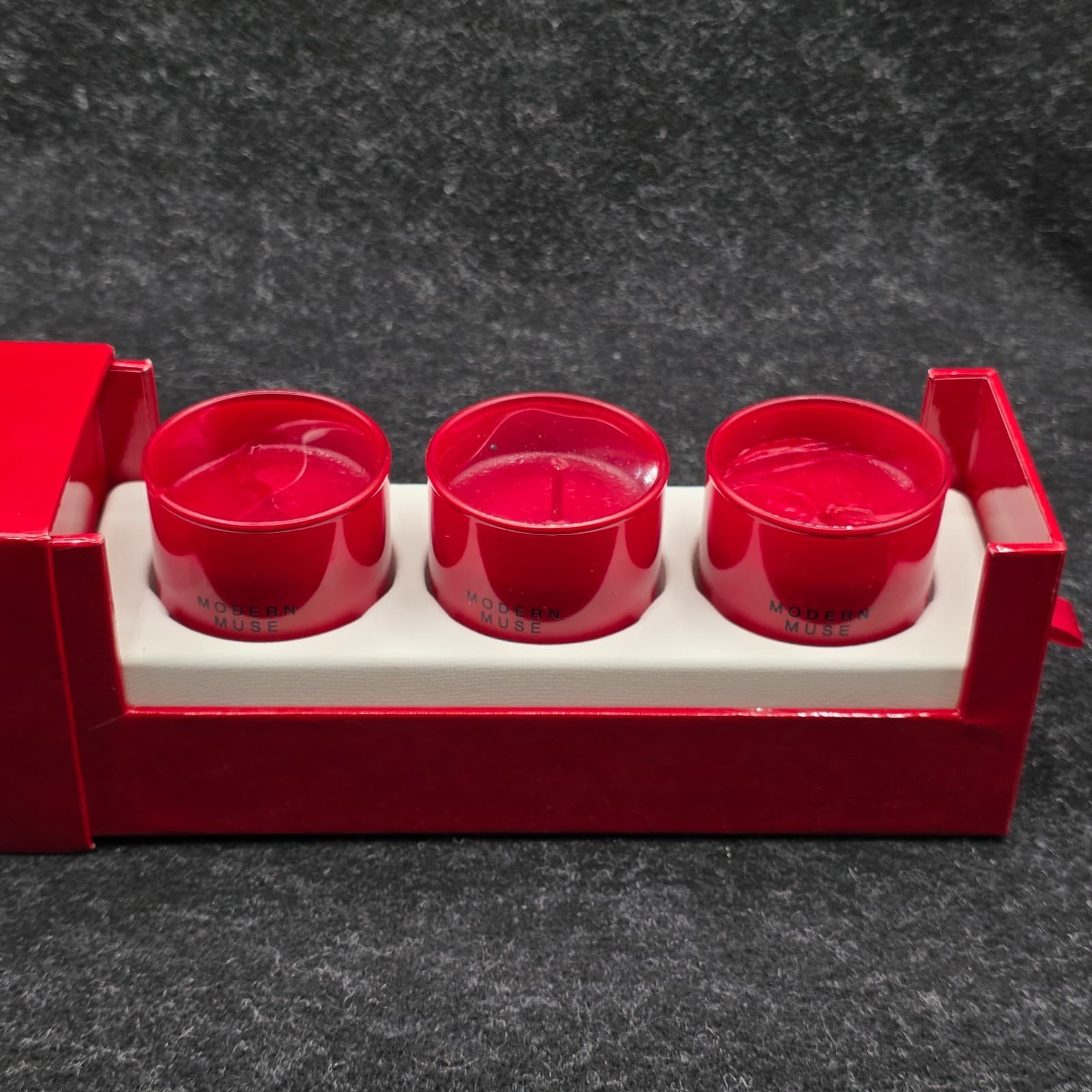 RARE Estee Lauder Modern Muse Le Rouge 3 Scented Candle - Thumbnail 5