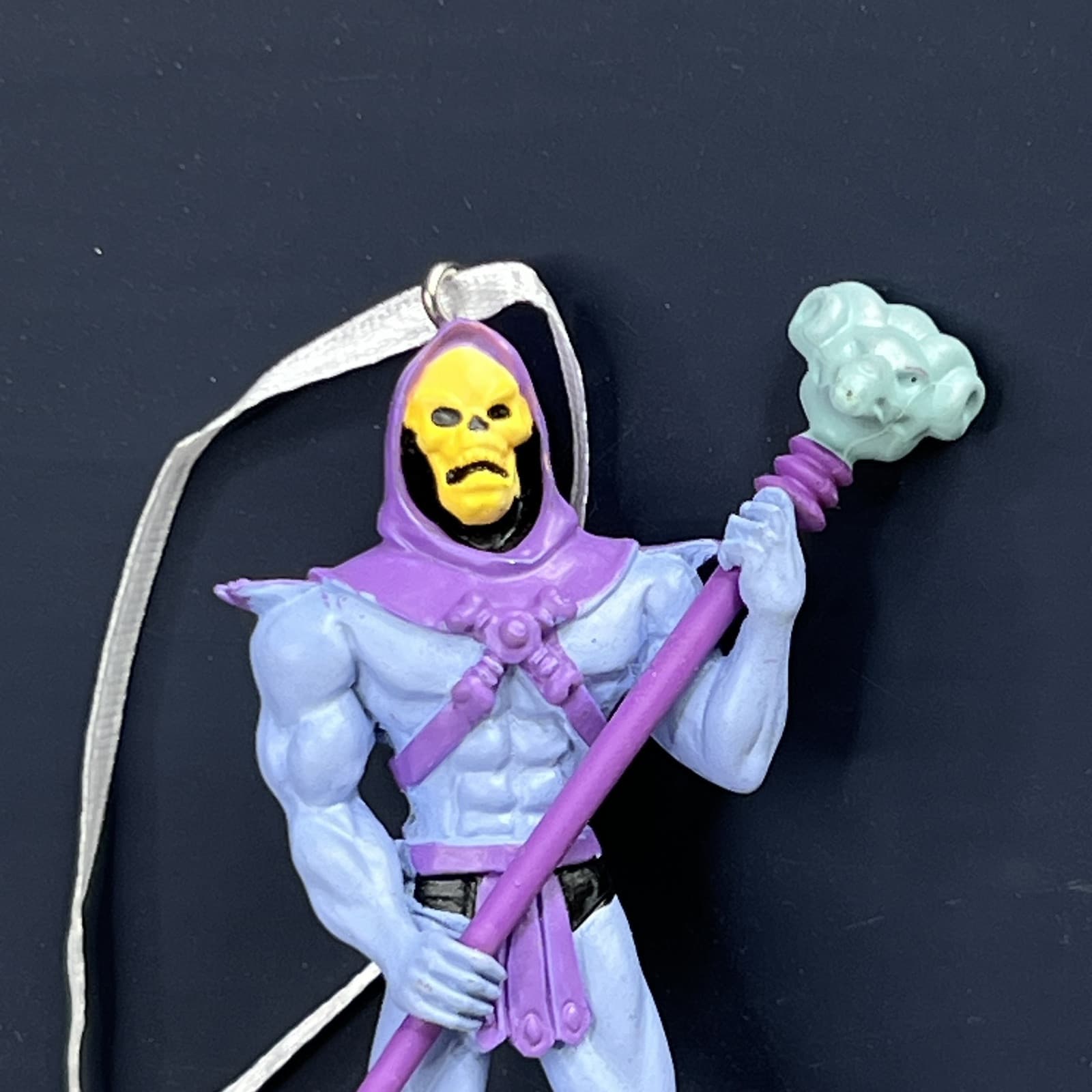 MOTU Skeletor Ornament 2022 Hallmark Christmas Masters of the Universe - Thumbnail 2