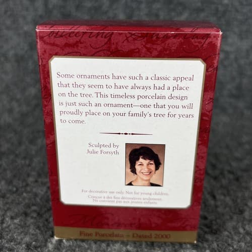 2000 Hallmark Keepsake Holly Berry Bell Christmas Ornament in Box - Thumbnail 3