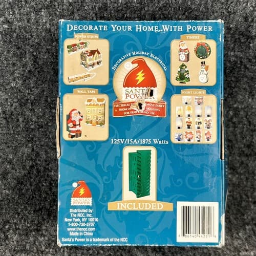 Santas Power Decorative Santa Claus Christmas Vertical 6 Outlet Wall Adapter - Thumbnail 4