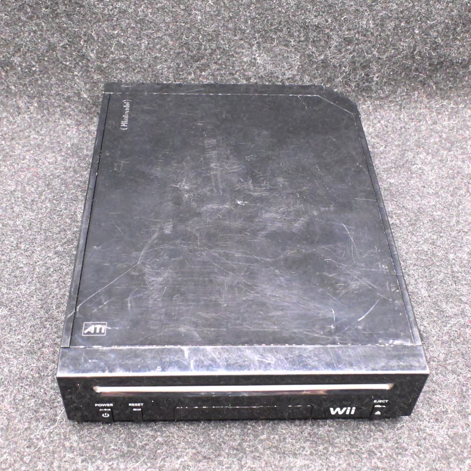 NINTENDO WII BLACK CONSOLE RVL-101 BUNDLE W/ CONTROLLER NUNCHUK SENSOR & CABLES - Thumbnail 6