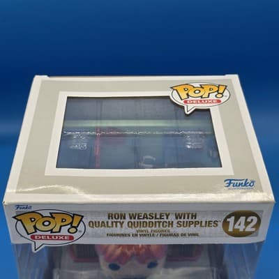 FUNKO POP DELUXE HARRY POTTER RON WEASLEY QUALITY QUIDDITCH SUPPLIES 142 TARGET - Thumbnail 4