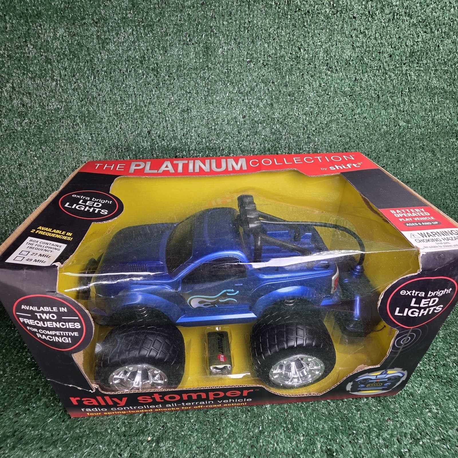 The Platinum Collection -Thunder Tumbler Radio Controlled Rally Car BLUE shift 3 - Thumbnail 4