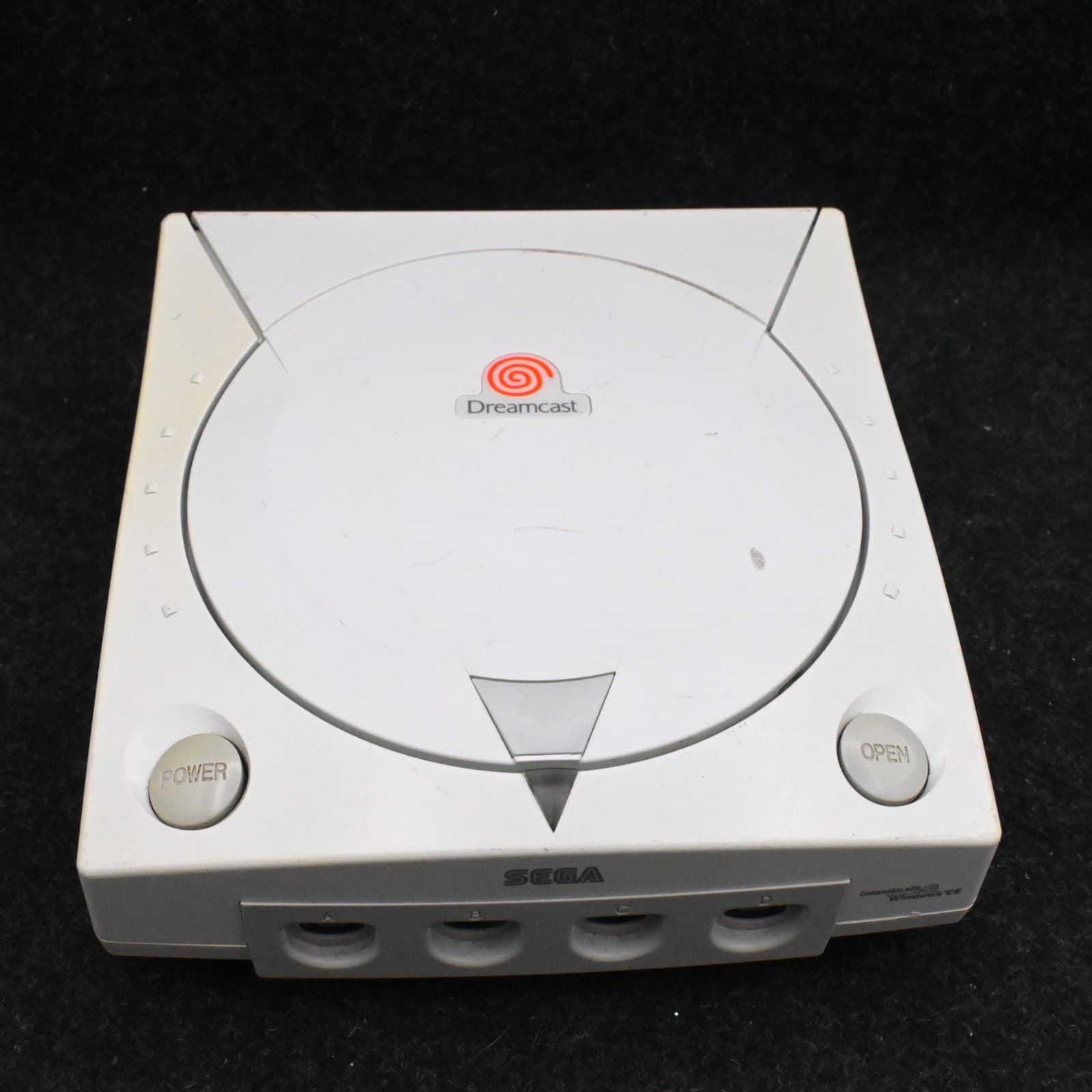 Sega Dreamcast Console (HKT-3020) Bundle w/ Controller & Cables - Thumbnail 4