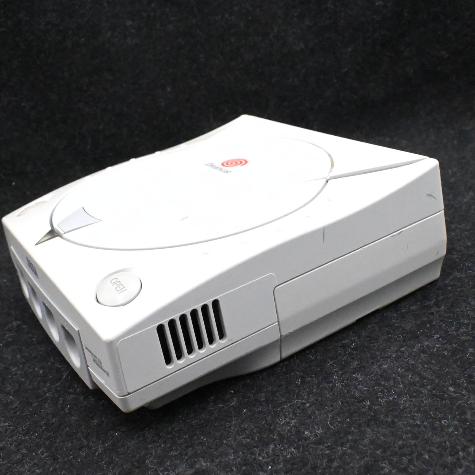 Sega Dreamcast Console (HKT-3020) Bundle w/ Controller & Cables - Thumbnail 8