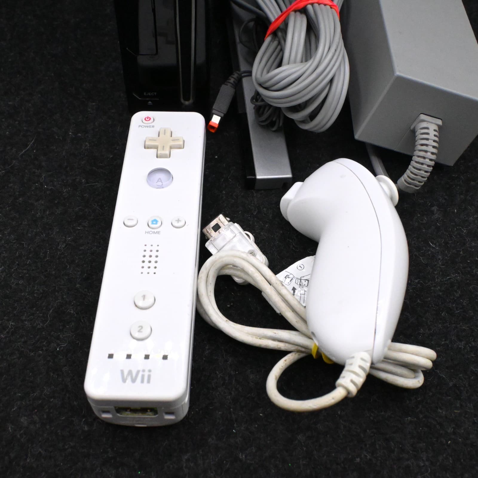 Nintendo Wii Console Bundle Black Tested RVL-001 GameCube Compatible - Thumbnail 2