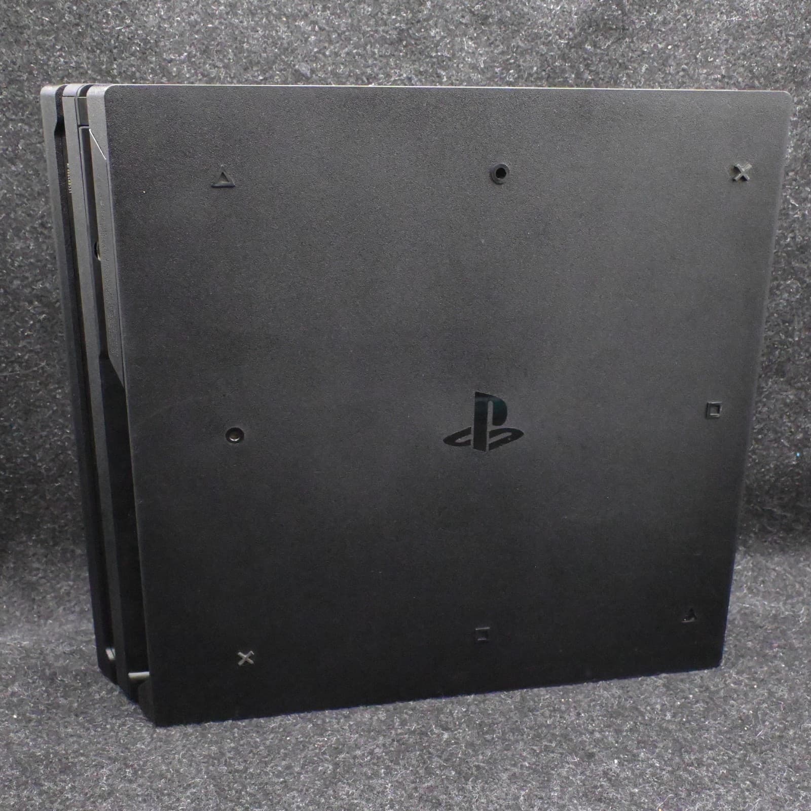 Sony PlayStation 4 Pro 1 TB CUH-7215B Black with Controller Hdmi Cord Tested - Thumbnail 10