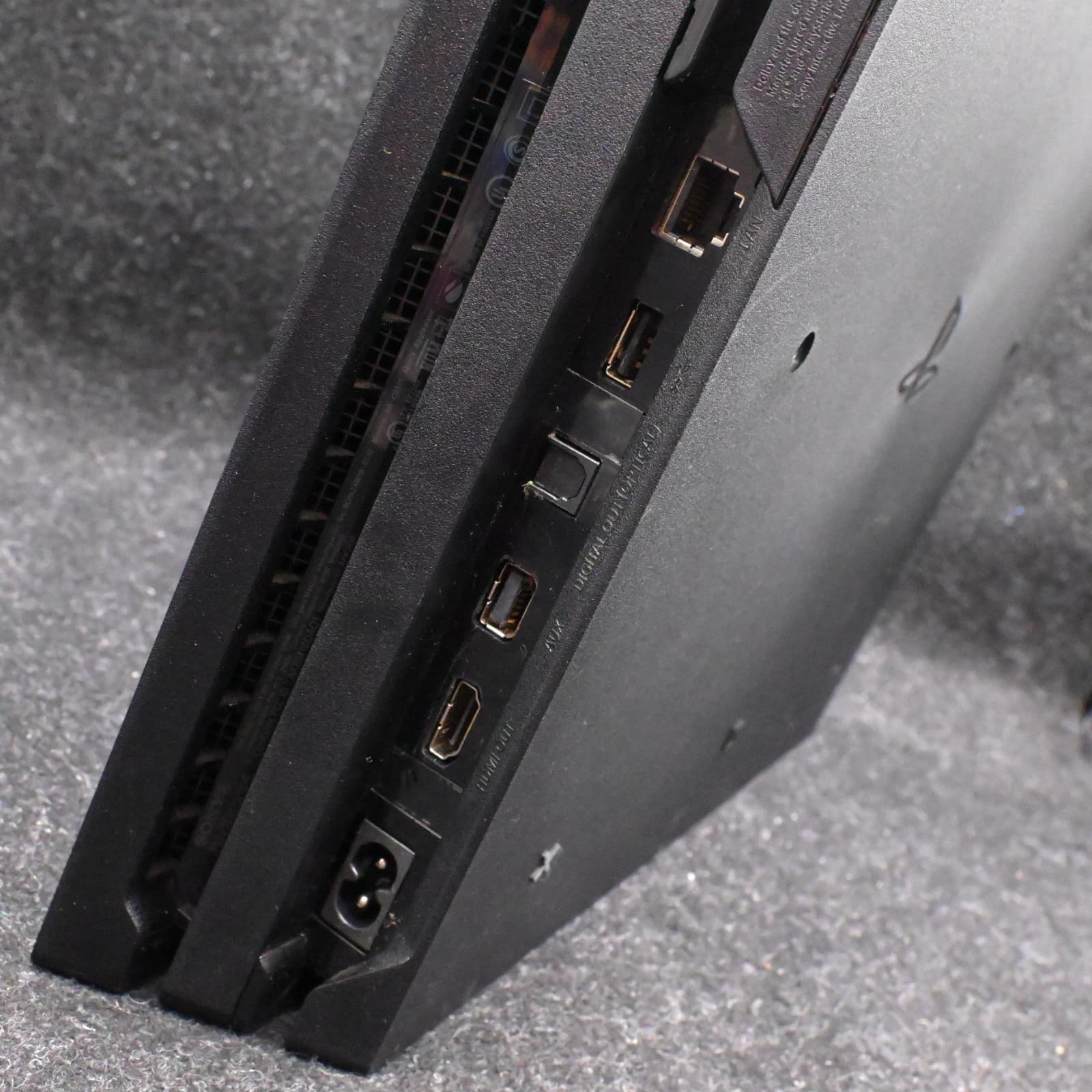 Sony PlayStation 4 Pro 1 TB CUH-7215B Black with Controller Hdmi Cord Tested - Thumbnail 12