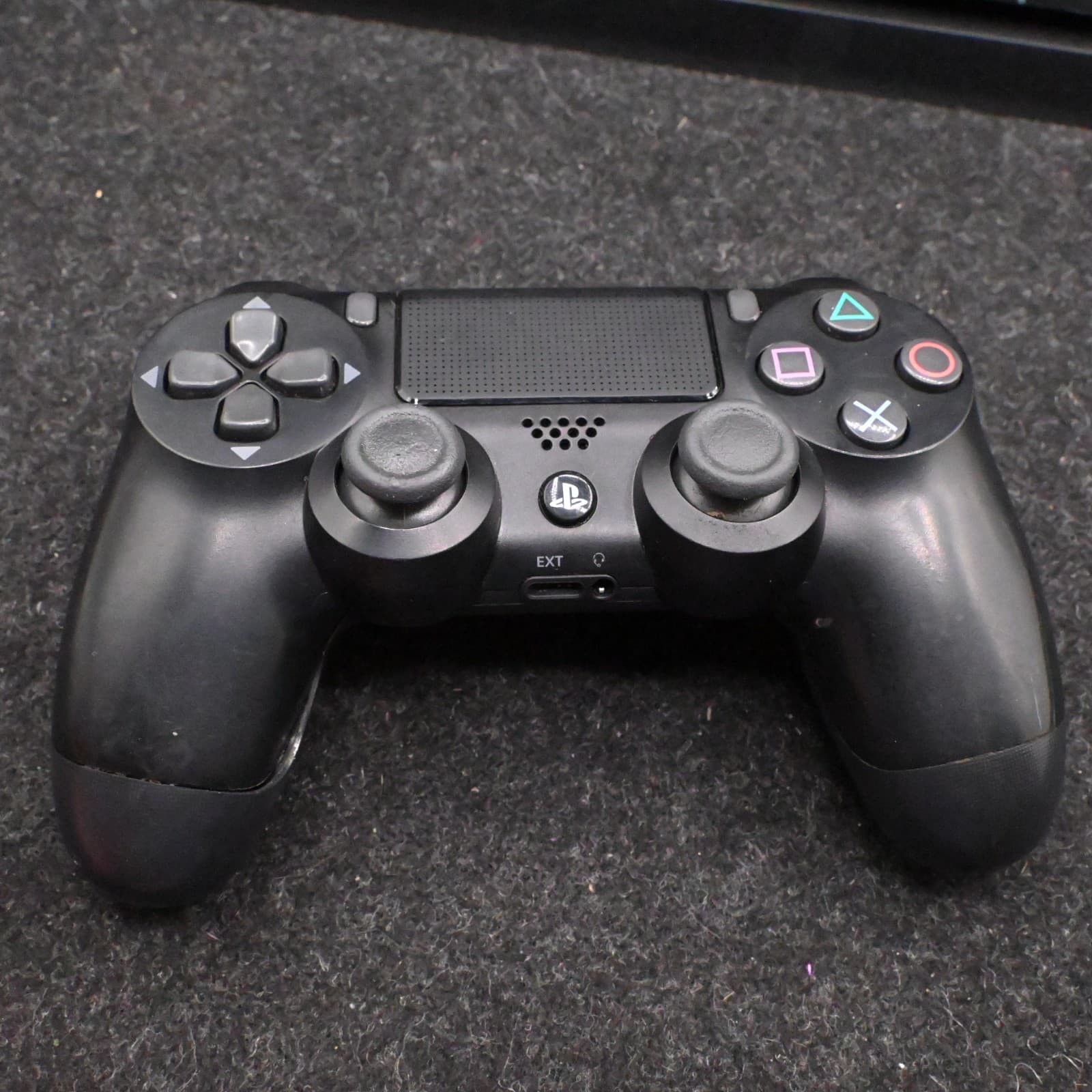 Sony PlayStation 4 Pro 1 TB CUH-7215B Black with Controller Hdmi Cord Tested - Thumbnail 4