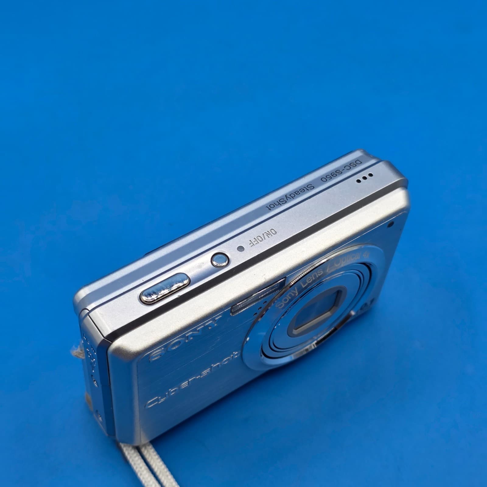 Sony Cyber-shot DSC-S950 10 MP 4× Optical Zoom Digital Camera w/ 2.7" LCD Silver - Thumbnail 10