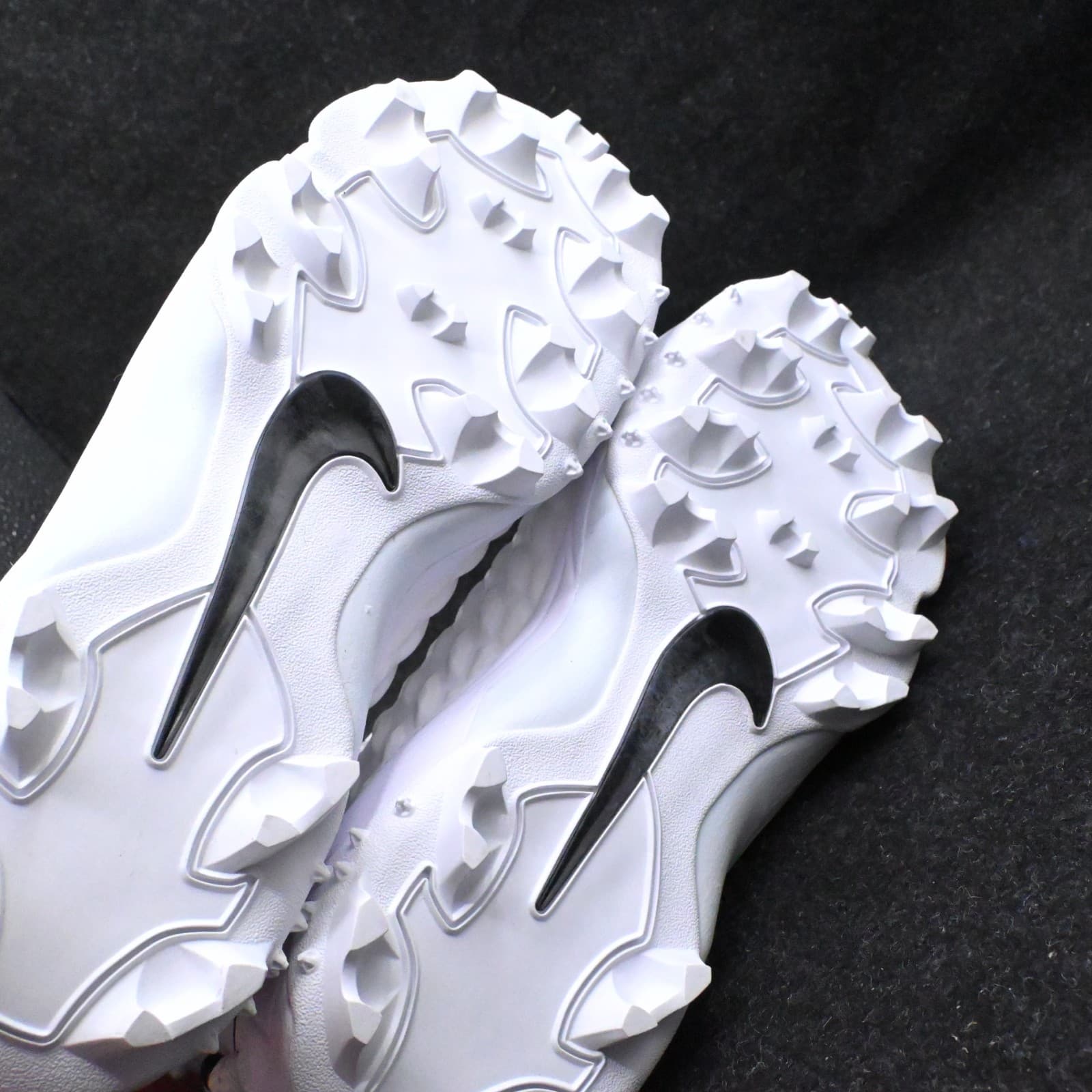 Nike Men’s 14 WIDE Force Savage Pro 2 Shark White Football Cleats CK2823-100 - Thumbnail 12