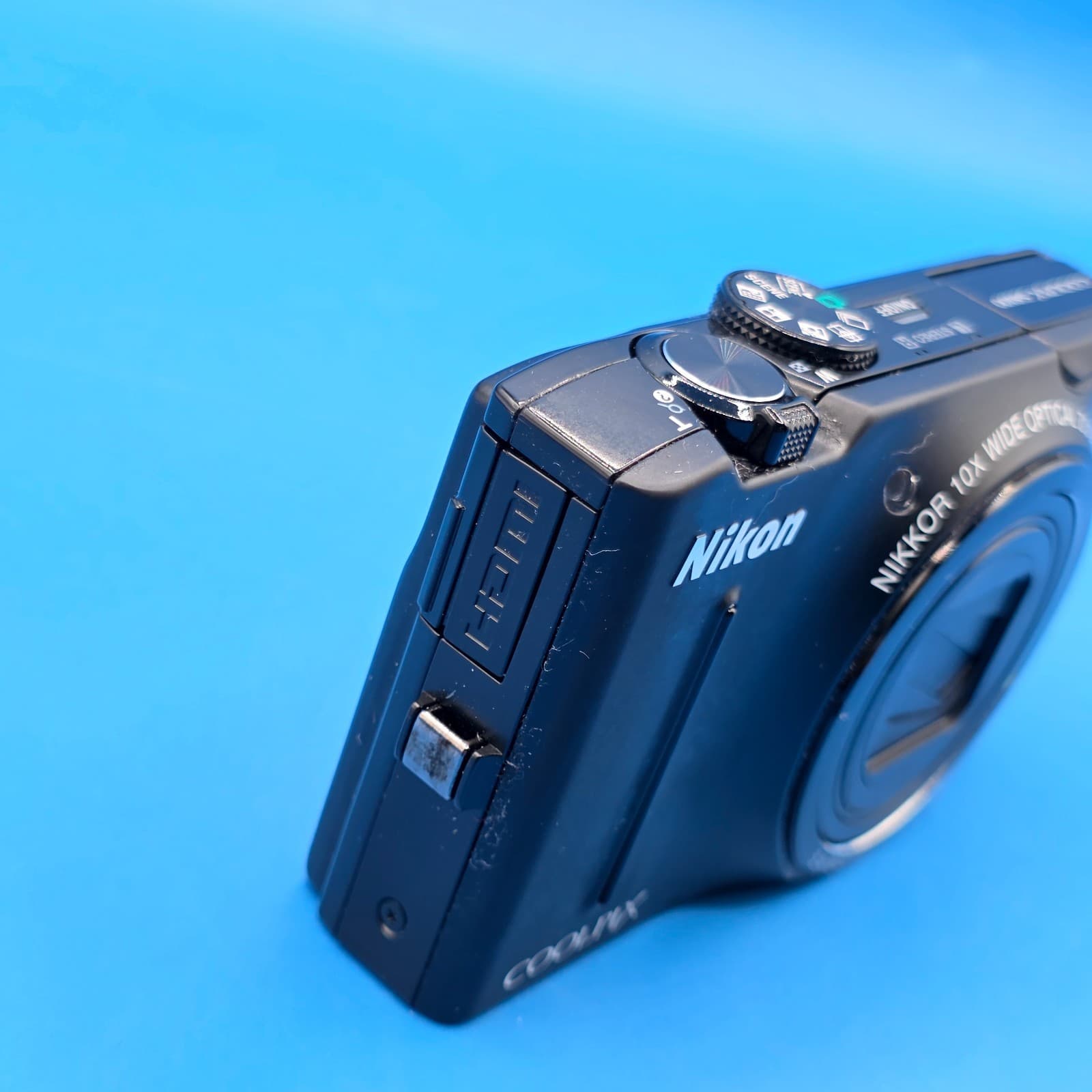 Nikon COOLPIX S8100 12.1MP Compact Camera ONLY - Thumbnail 7
