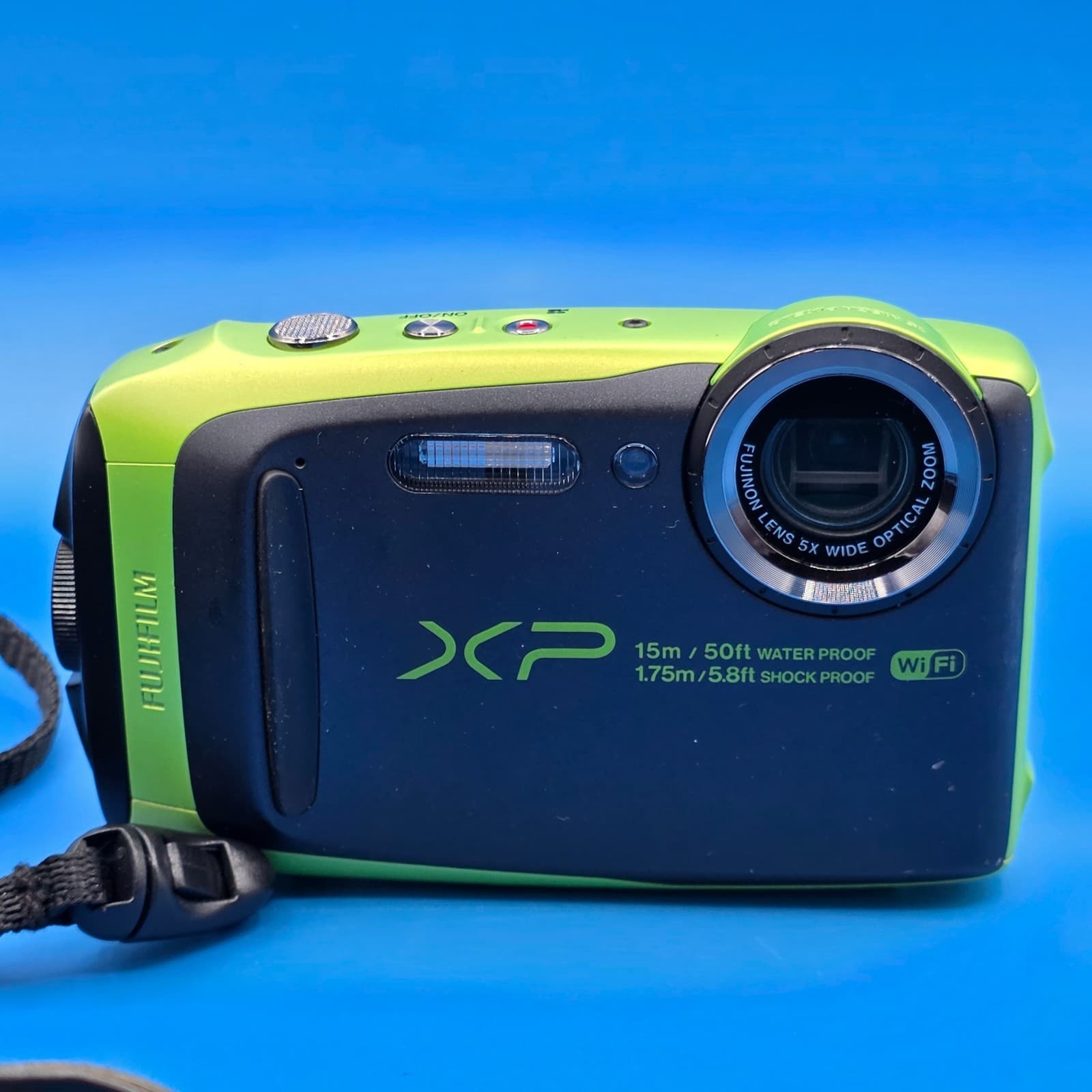 Fujifilm FinePix XP90 Lime Green Water Proof Digital Camera TESTED - Thumbnail 2
