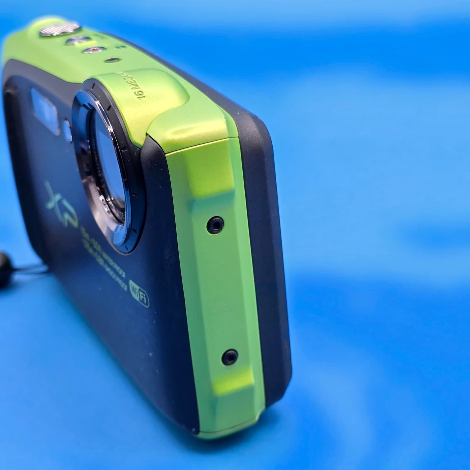 Fujifilm FinePix XP90 Lime Green Water Proof Digital Camera TESTED - Thumbnail 9