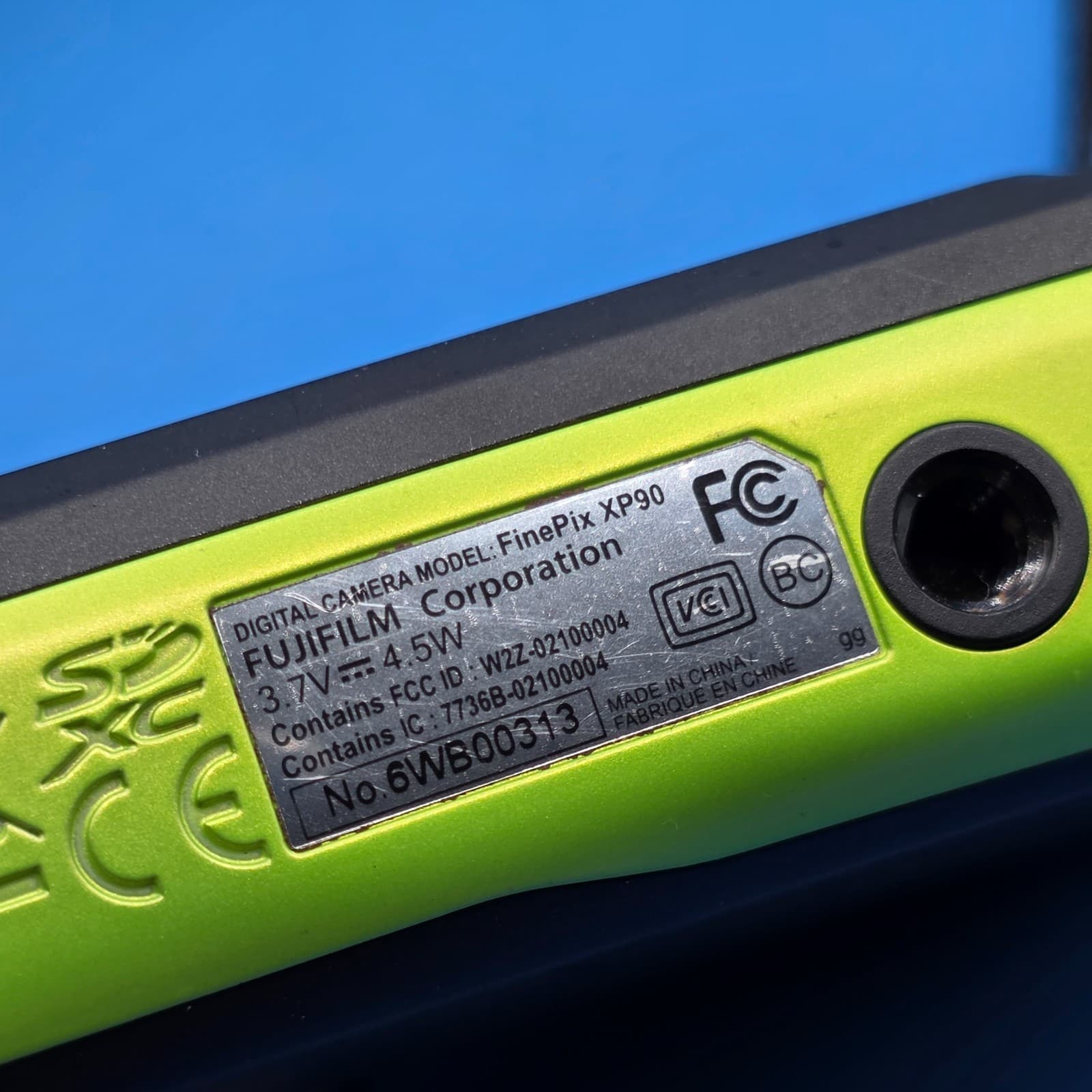 Fujifilm FinePix XP90 Lime Green Water Proof Digital Camera TESTED - Thumbnail 4