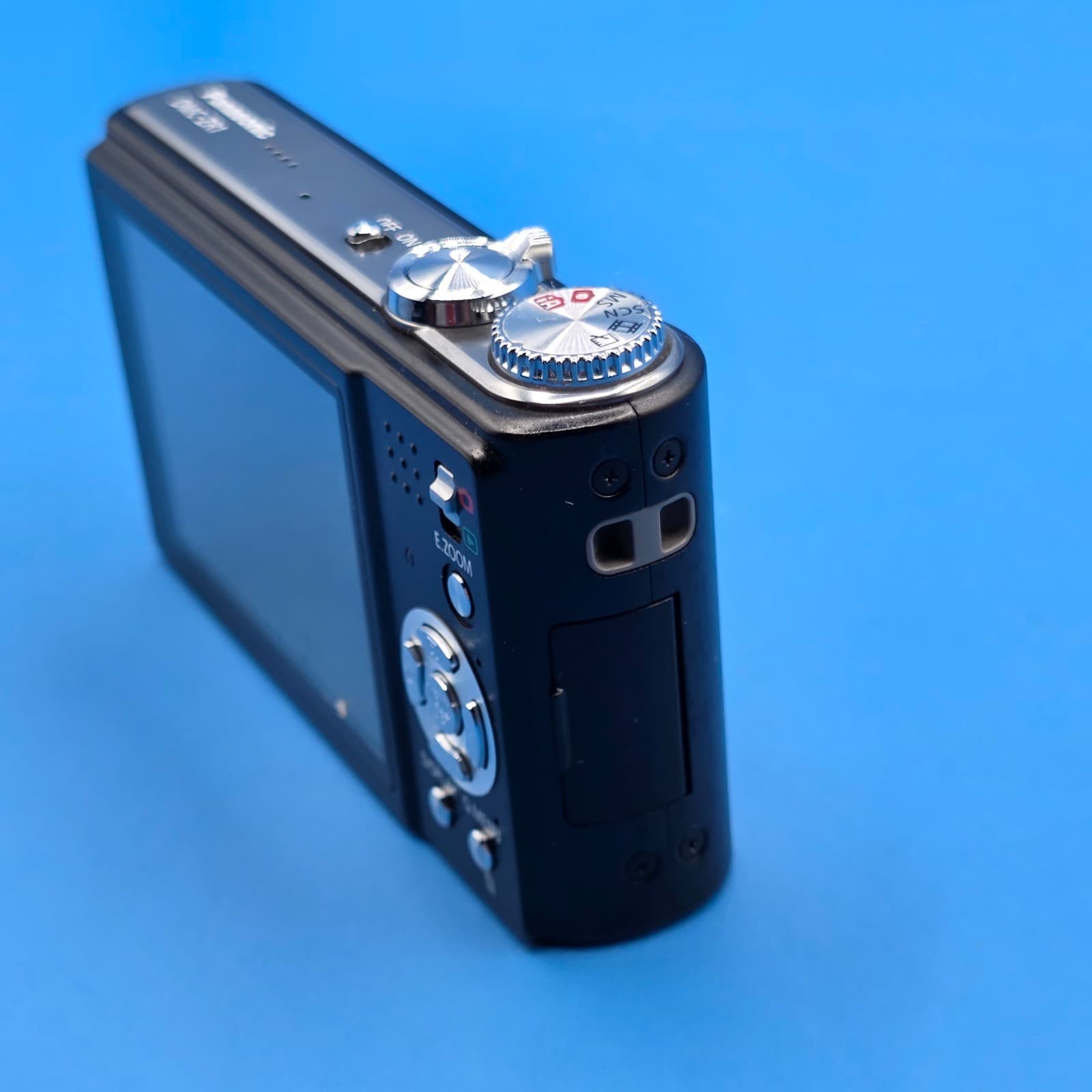 Panasonic Lumix DMC-ZR1 Digital Camera 12.1MP 8x Zoom Black - Thumbnail 7