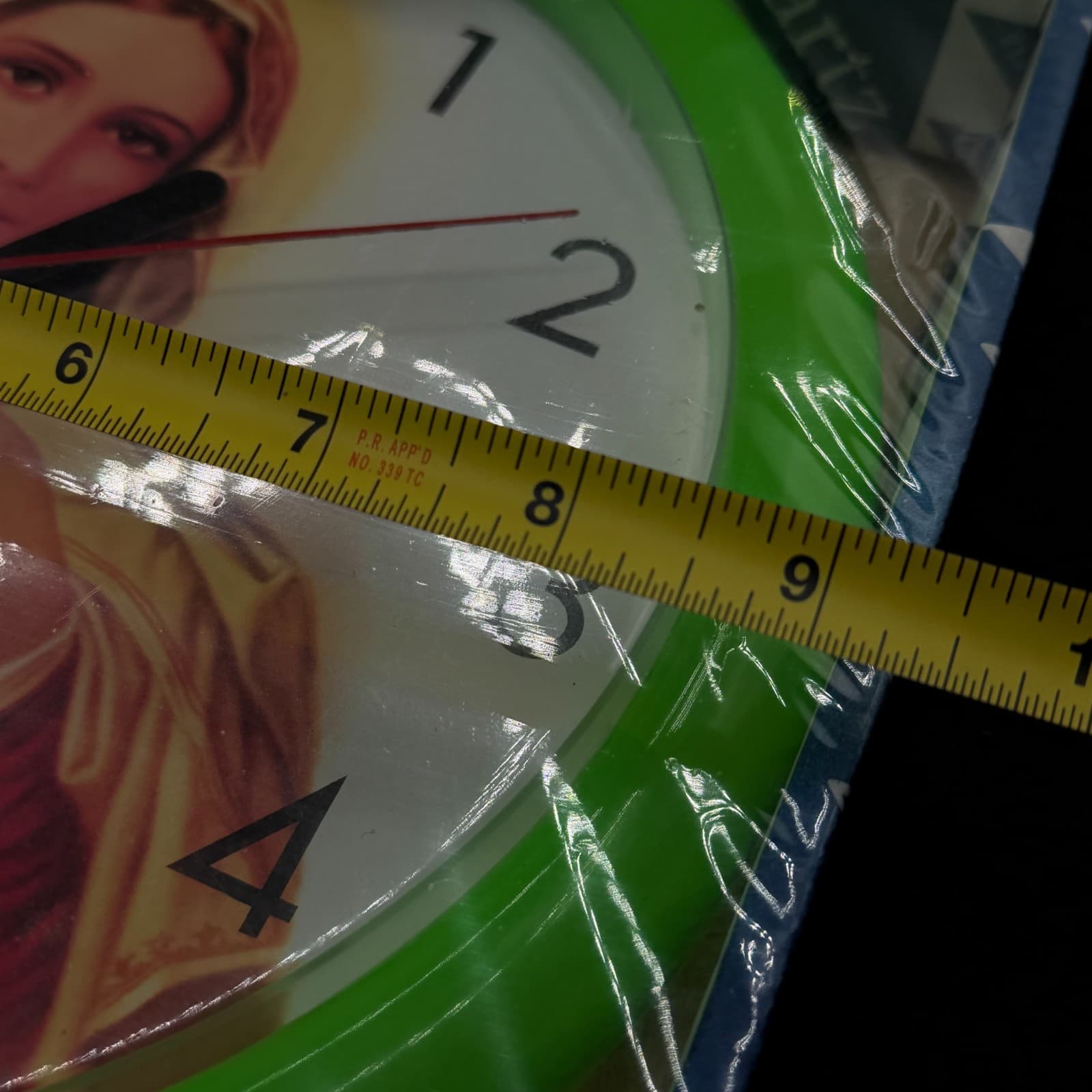 BRAND NEW Battery Neon Green Wall Clock Virgin Mary Catholic Made By QUARTZ - Thumbnail 3