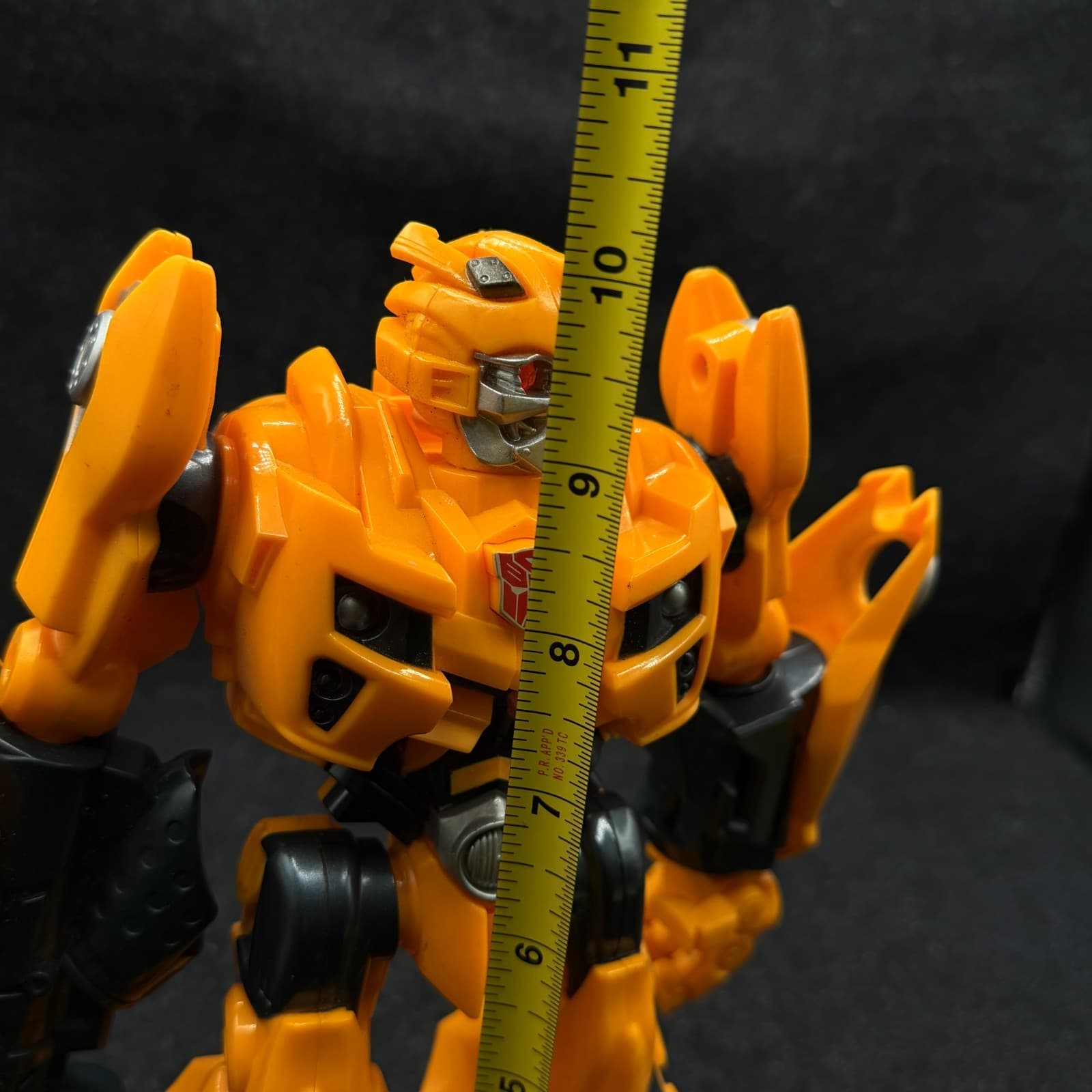 Hasbro Transformers Bumblebee 10in Talking Action Figure 2009, Used - Thumbnail 2