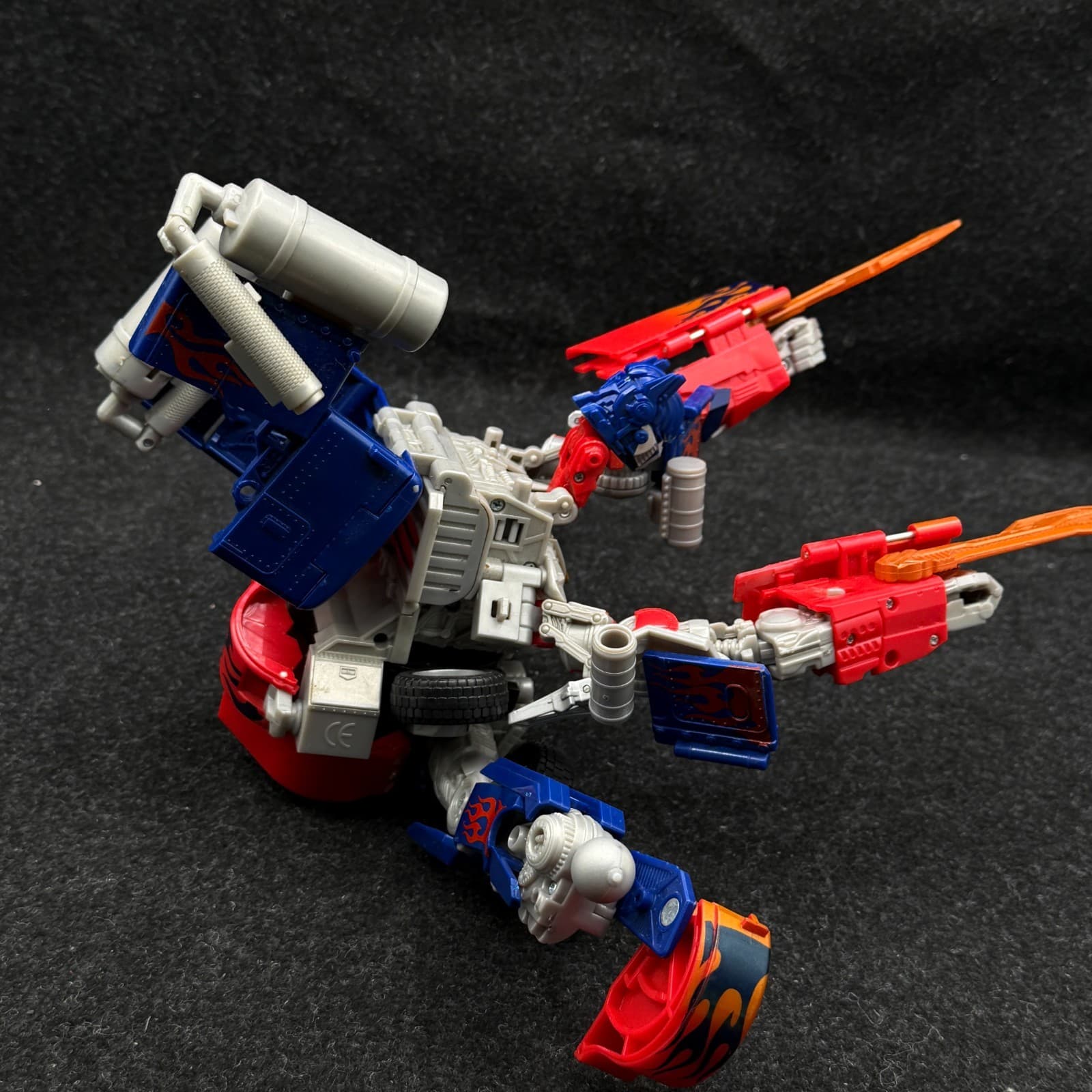 NOT COMPLETE Transformers Revenge Of The Fallen Optimus Prime Leader Class 2009 - Thumbnail 4