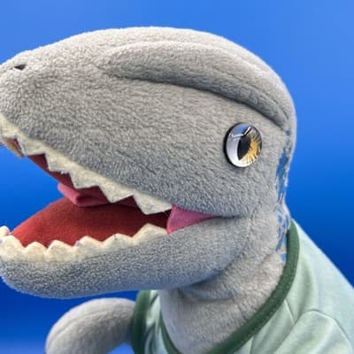 Build-A-Bear 15" Blue Raptor Dinosaur Plush Jurassic World Velociraptor W/ Shirt - Thumbnail 2