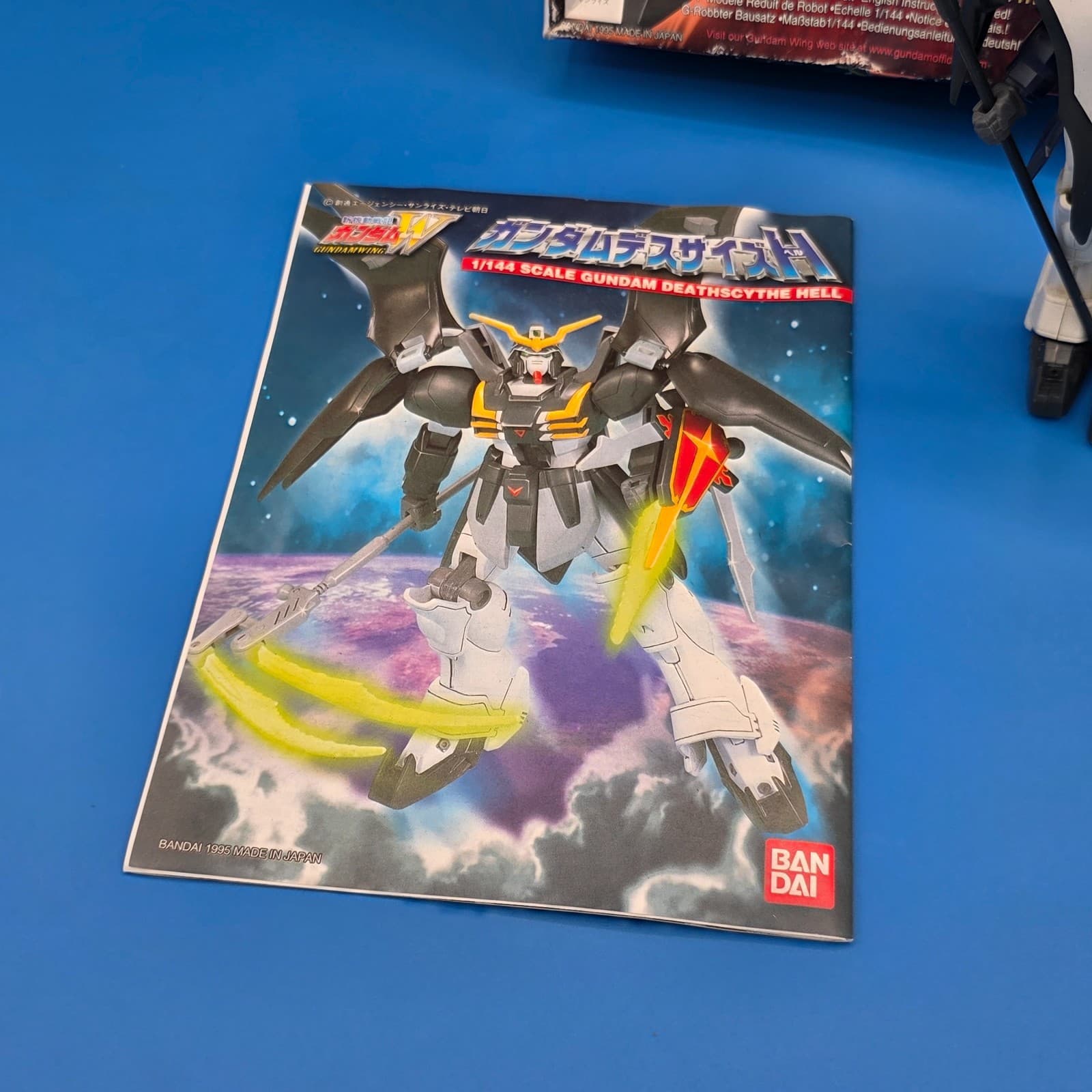 1995 Bandai Mobile Suit Gundam Wing W Series Deathscythe Hell XXXG-01D2 1/144 H - Thumbnail 2