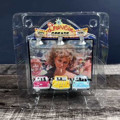 2008 GREASE Drive-In Movie Ornament #137 Carlton Cards Heirloom Lights & Music - Thumbnail 4