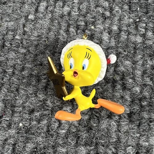 Hallmark "Up To The Tweetop" Looney Tunes Tweety Bird Miniature Ornament 2002 - Thumbnail 4