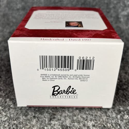 Hallmark Holiday Barbie Collector's Series Keepsake Ornament 1997 w/ Box - Thumbnail 5