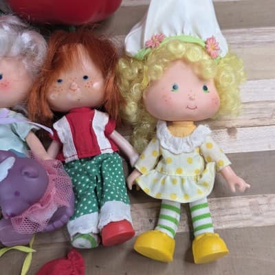 Vintage Lot 1980 Strawberry Shortcake American Greetings 4 Doll Lot Carry Case - Thumbnail 4